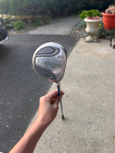 Junior Tour Right Handed Fairway Wood Regular Flex 3 Wood (Used)