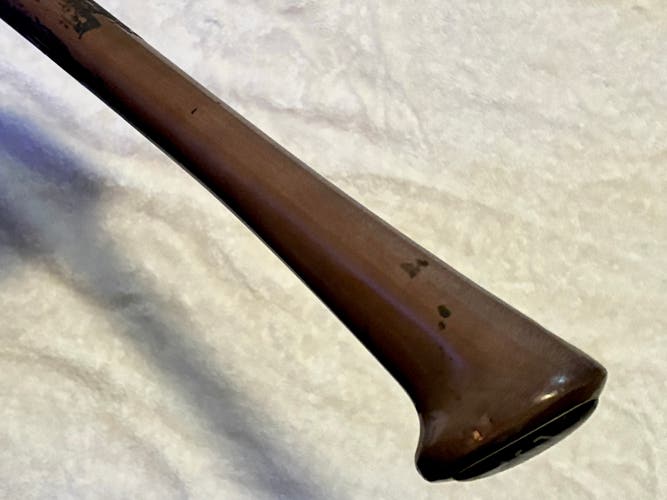 Victus Axe Pro Reserve X50 Bat (-3) 30 oz 33" (Used)