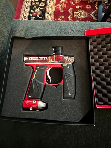 Limited Edition Empire Mini GS "Gunslinger" (Used) with stand and extra sock