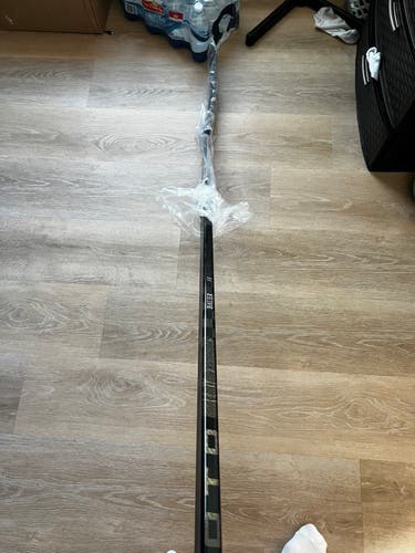 Senior Bauer Proto-R Right Handed Hockey Stick P92 77 Flex Pro Stock (New)