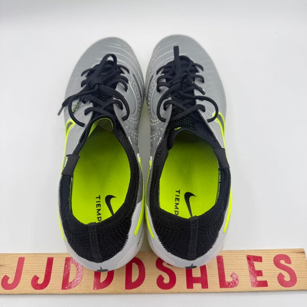 Nike Tiempo Legend 10 Elite AG Pro Soccer Cleats Silver  display picture 1