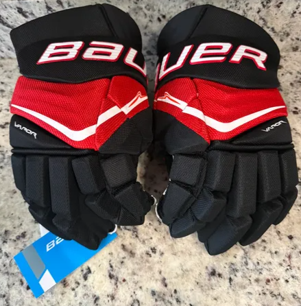 Bauer Vapor Flylite Black/Red Gloves 13