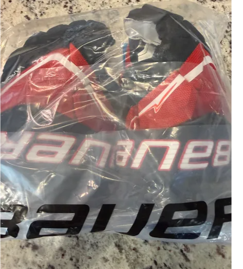 Bauer Vapor Flylite Black/Red Gloves 13