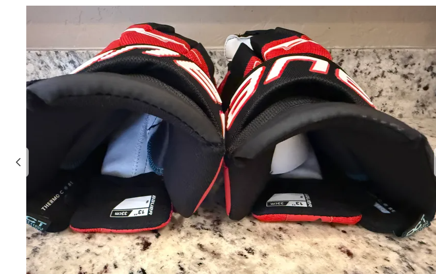 Bauer Vapor Flylite Black/Red Gloves 13