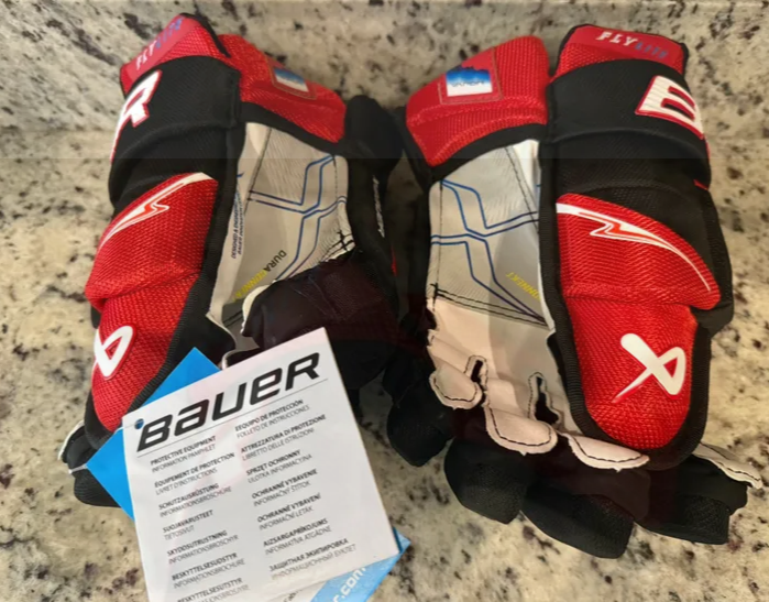Bauer Vapor Flylite Black/Red Gloves 13