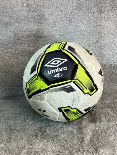 Yellow Umbro Size 4 Training Ball (Used)