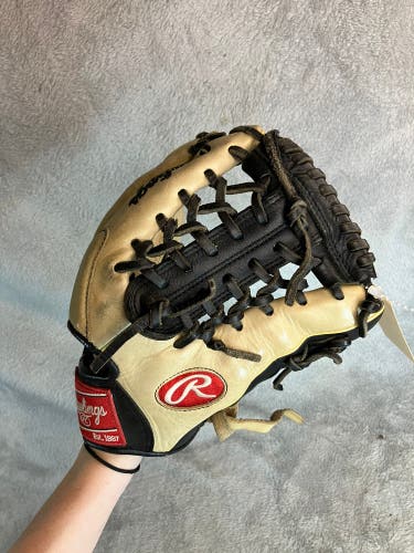 Brown Rawlings Gold Glove Elite RH Outfield Baseball Glove 11.5" (Used)