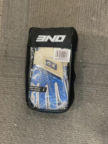 Used ONE NXT PRO OCEAN HGT Soccer Goalie Gloves White 7 11614-S000234764