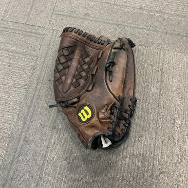 Used Wilson STAFF SERIES BB/SB Glove RH Throw Black 13" 11614-S000234774