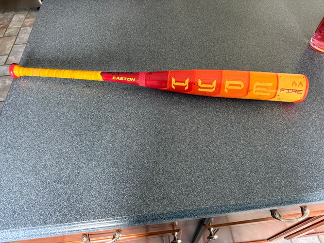 2025 Easton Hype Fire Composite USABat Certified Bat (-10) 21 oz 31" (Used)