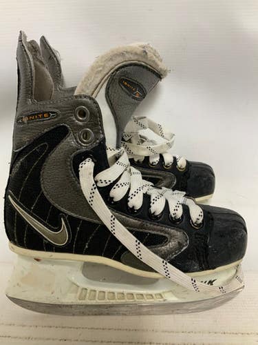 Used Nike IGNITE Junior Hockey Skate Junior 02 11823-S000038539