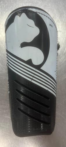 Used Puma Soccer Shin Guards Junior Black Junior 11497-S000157125