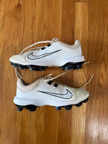 Nike Hyperdiamond 4 Keystone- Women size 8.5