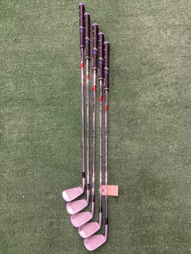 Men's Mizuno MX 950 Iron Set Right Handed Regular Flex Steel Shaft (Used)