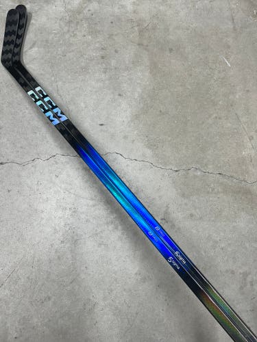 2 Pack 80 Flex P29M Senior CCM Jetspeed FT8 Pro Right Hand Hockey Stick Pro Stock (New)