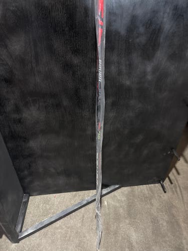 Senior Bauer Vapor Flylite S19 Left Hand Hockey Stick PM9 87 Flex (New)