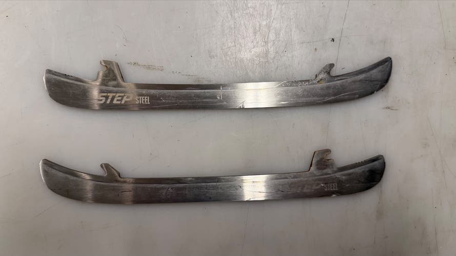 CCM Step Steel Stainless - 238 mm (Used)