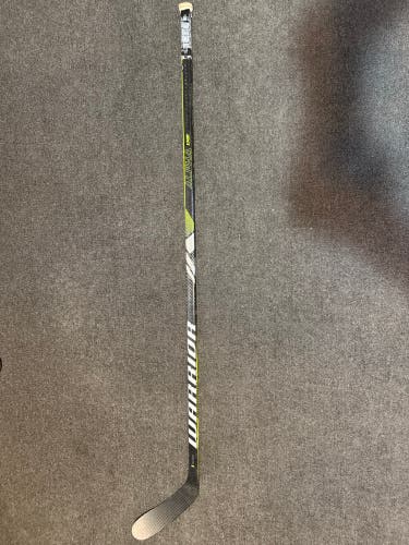 Senior Warrior Alpha LX2 Pro Right Handed Hockey Stick P28 85 Flex (Used)