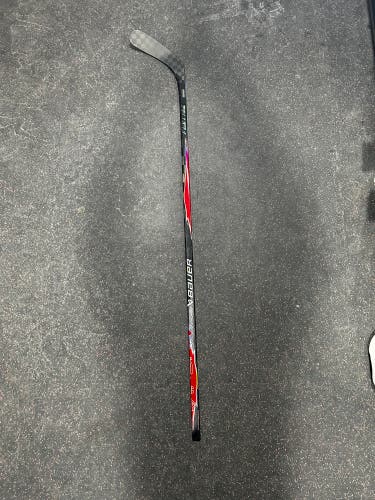 Senior Bauer Vapor Flylite Left Hand Hockey Stick Mid Pattern 87 Flex Pro Stock (New)