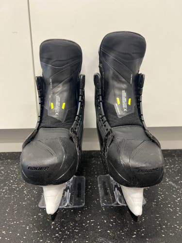 Bauer Vapor Flylite Hockey Skates 10 (Used LIKE NEW)