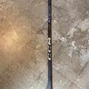Senior CCM Ribcor Trigger 9 Pro Right Handed Hockey Stick P28 77 Flex (New)