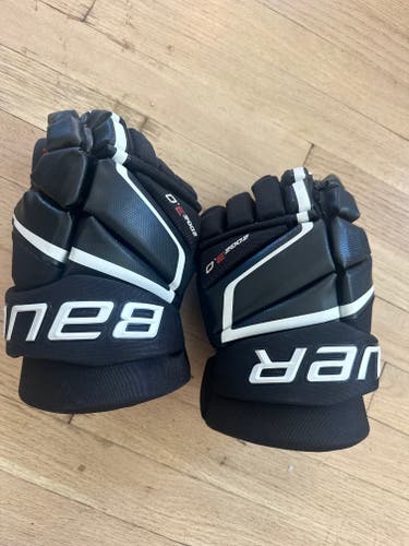 Bauer Vapor X2.9 Hockey Gloves Black – Excellent Condition