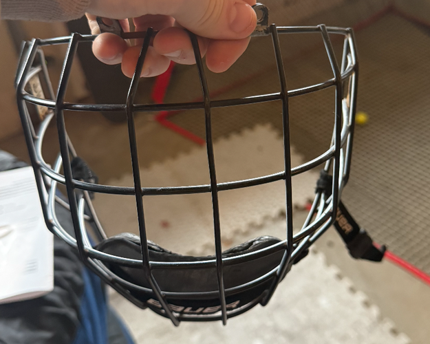Medium Bauer OREO Re-Akt Cage Full Cage