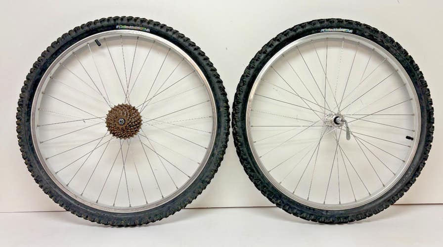 Vintage Araya GP-710 7-Spd Aluminum 26" QR MTN Bike Wheelset Formula Hubs Maxxis