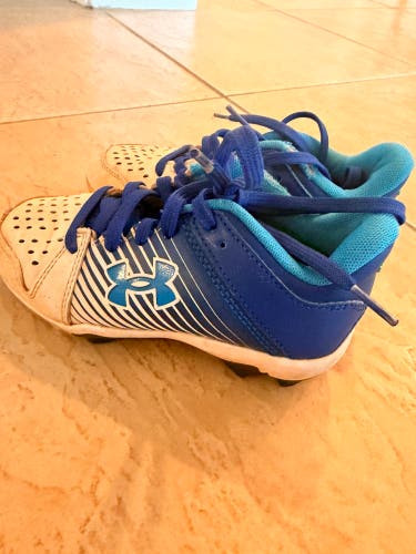 Kid's 12K (Little Kids) Under Armour Leadoff low rm (Used)