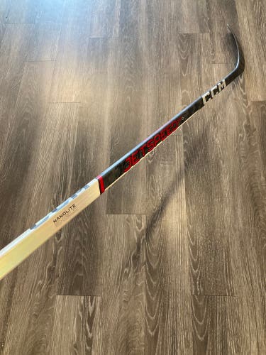 Senior CCM JetSpeed FT6 Pro Hockey Stick | RH P88