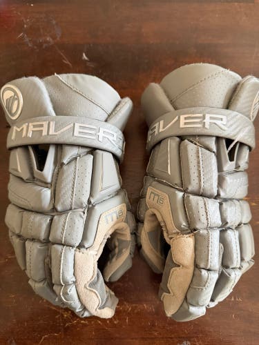 Maverik M6 Lacrosse Gloves (Used)