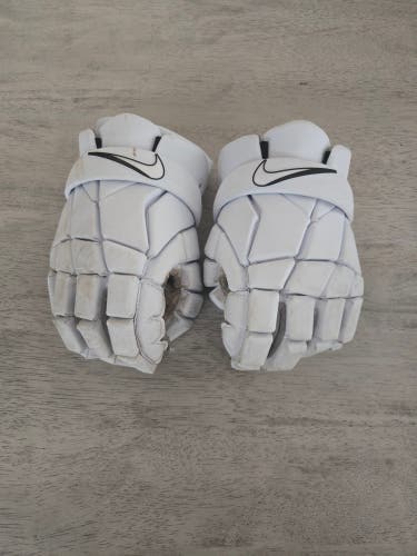 Nike Vapor select Lacrosse Gloves (Used)