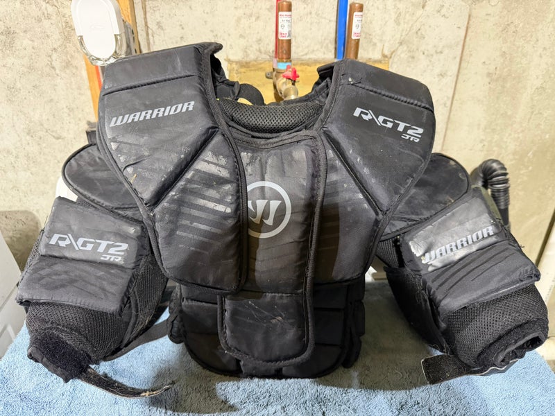 Small / Medium Warrior Ritual GT2 Goalie Chest Protector (Used)
