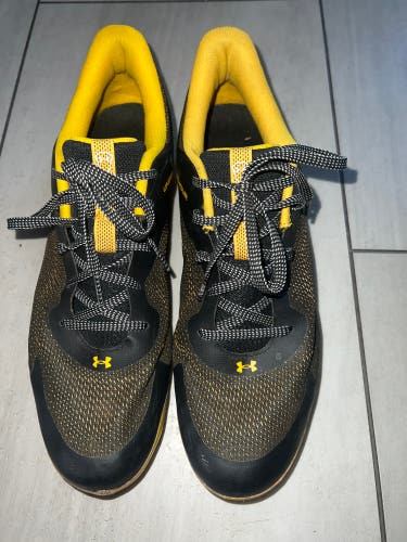 Black and yellow under armour cleats