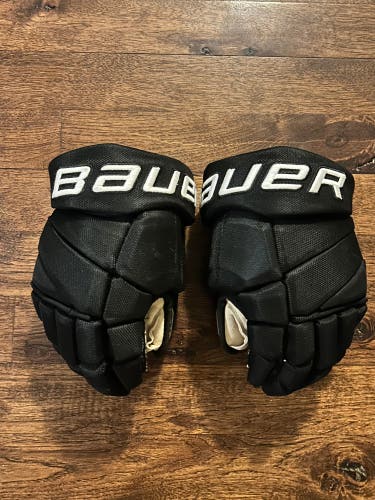 Bauer Vapor Hyperlite Gloves 14" Pro Stock Zero Cuff