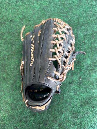 Black Mizuno Global Elite RH Outfield Baseball Glove 12.75" (Used)