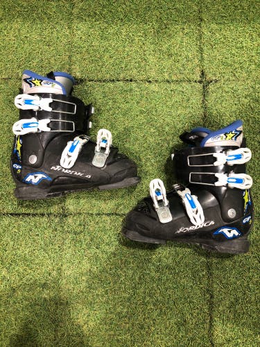 Kid's Nordica GPTJ Ski Boots - Mondo 21 & 21.5 | 250mm (Used)
