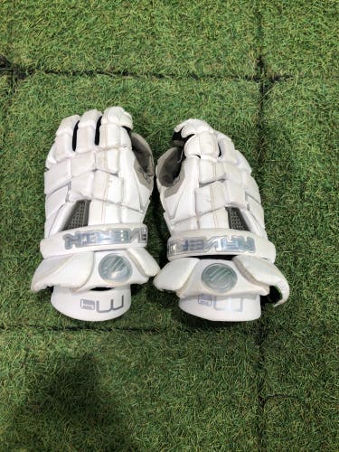 Adult Maverik M4 Lacrosse Gloves 10" (Used)