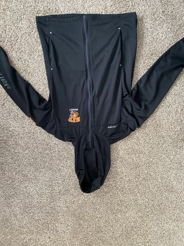 Rit Mens hockey team issued zip up hoodie
