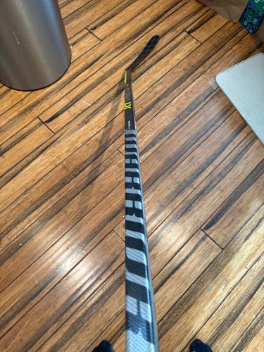 Senior Warrior Alpha LX Pro Right Handed Hockey Stick 75 Flex Pro Stock (New)