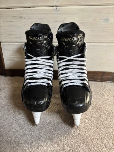 2022 Bauer Supreme Mach Hockey Skates 8 (Used)
