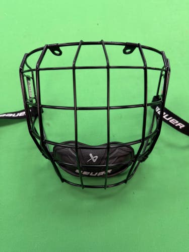 Small Senior Bauer True Vision Cages, Visors & Shields (Used)
