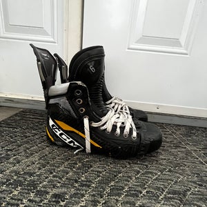 Black/Yellow 2022 CCM AS-V Pro Hockey Skates Regular Width Pro Stock 8 (Used)