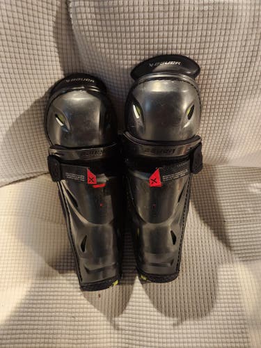 Junior Bauer Vapor 3X Pro 12" Shin Pads (Used)