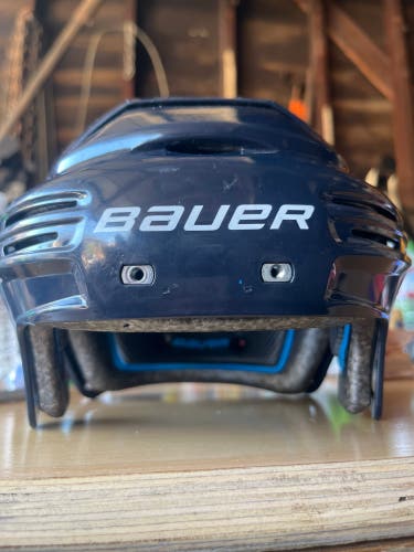 Small Bauer 7500 Helmet (Used)