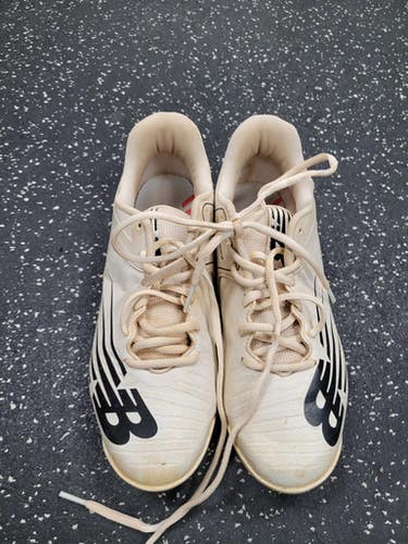 Used New Balance BASEBALL CLEAT BB/SB Cleats White Senior 5.5 11849-S000038945