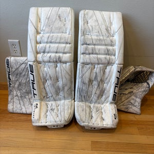 FULL RIGHT 29" True Catalyst Px3 Goalie Full Set (Used)
