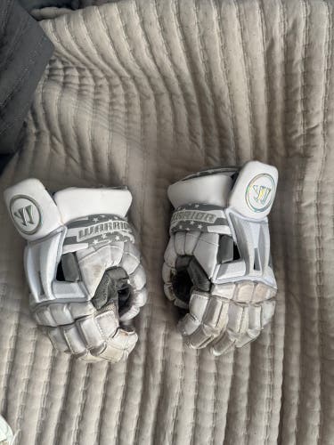 Warrior Evo Lacrosse Gloves very used
