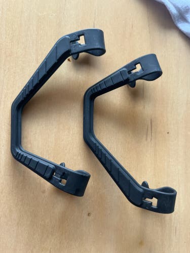 Small Bauer 7500 Helmet Replacement Strap loops R/L (Used)