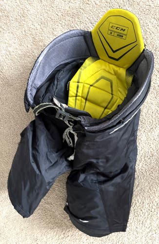 Men's Senior Medium CCM Super Tacks Hockey Pants (Used)